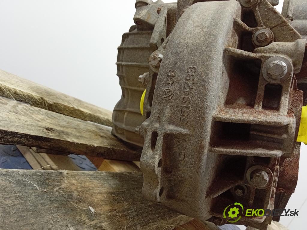 Opel Astra 2009 prevodovka Manualna M32