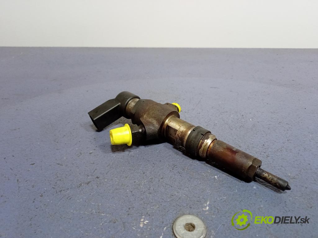 Ford Fiesta 2004 vstřikovač 9655304880