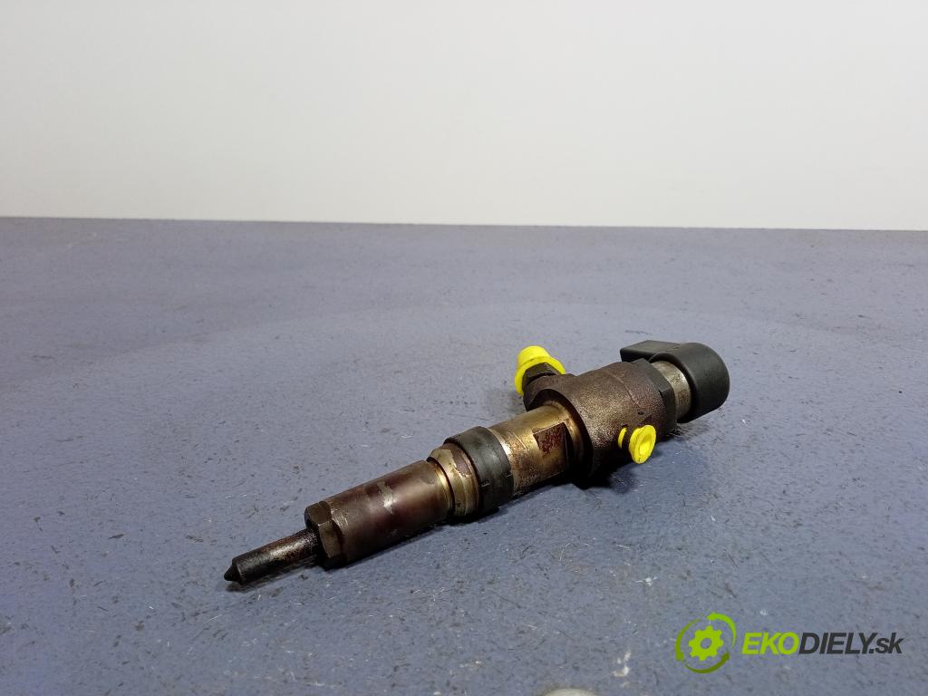 Ford Fiesta 2004 vstřikovač 9655304880