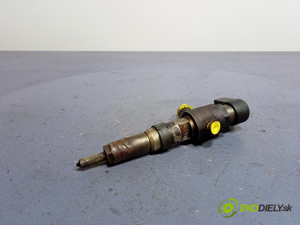 Ford Fiesta 2004 vstřikovač 9655304880