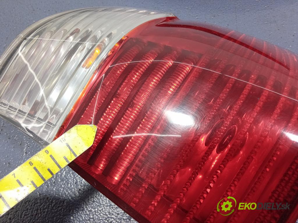 Bmw Seria 5 2002 svetlo / reflektor zad Prava: Vonkajsia: 6902532