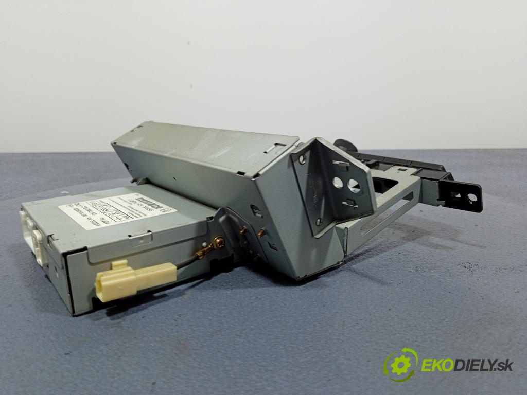 Toyota Avensis 2004 displej Radio / GPS 86110-05020