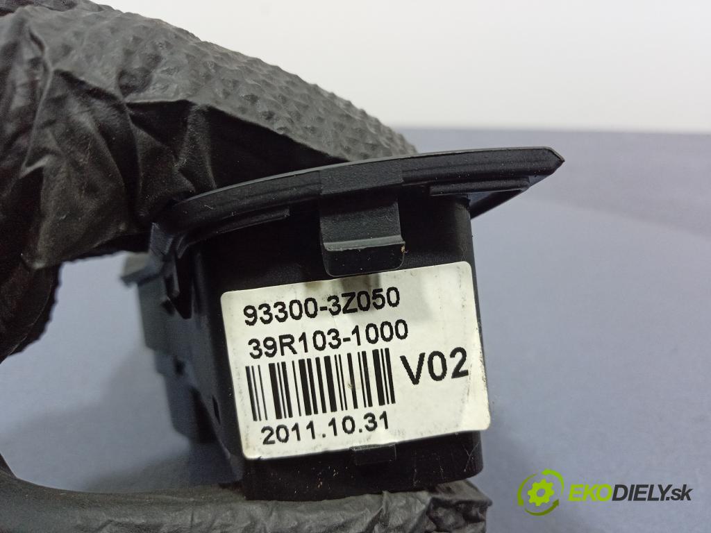 Hyundai I40 2011 Přepínač Světel: 93300-3Z050