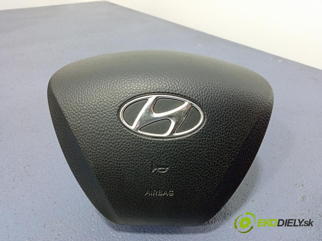 Hyundai I40 2011 kokpit,pristrojová doska 01