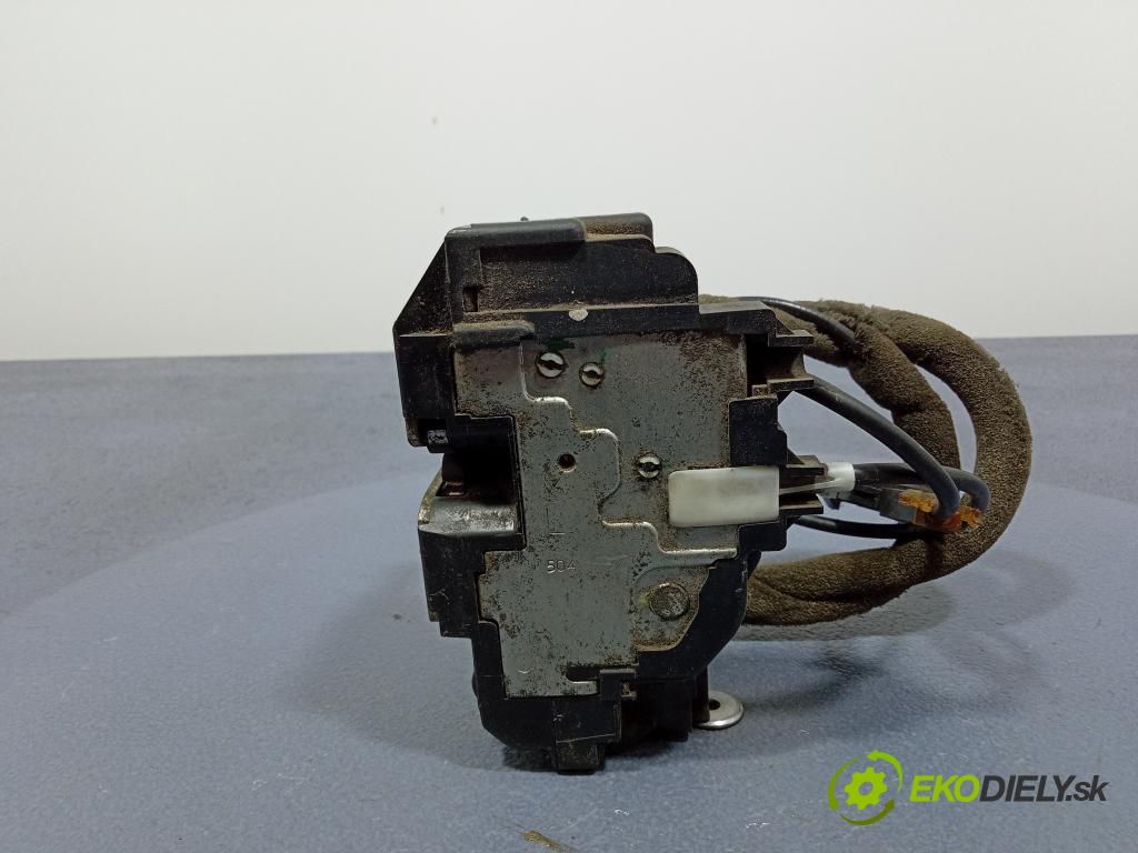 Nissan Micra 2005 zámek dveře před Levý: 01