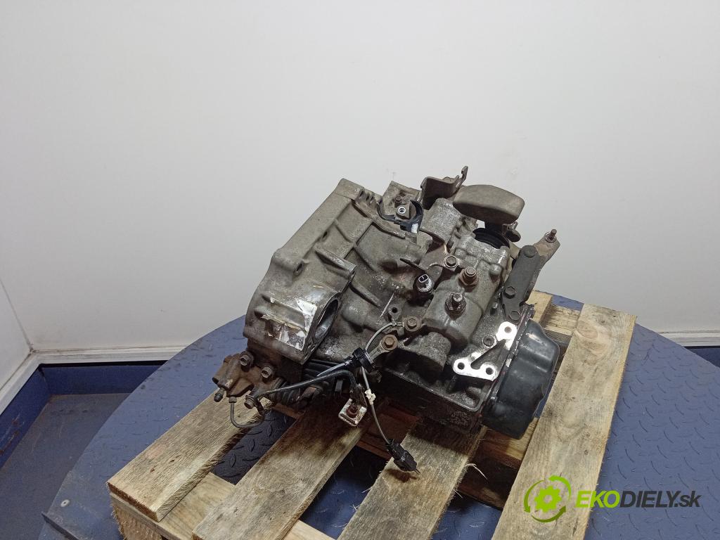 Toyota Avensis 2004 prevodovka Manualna 01
