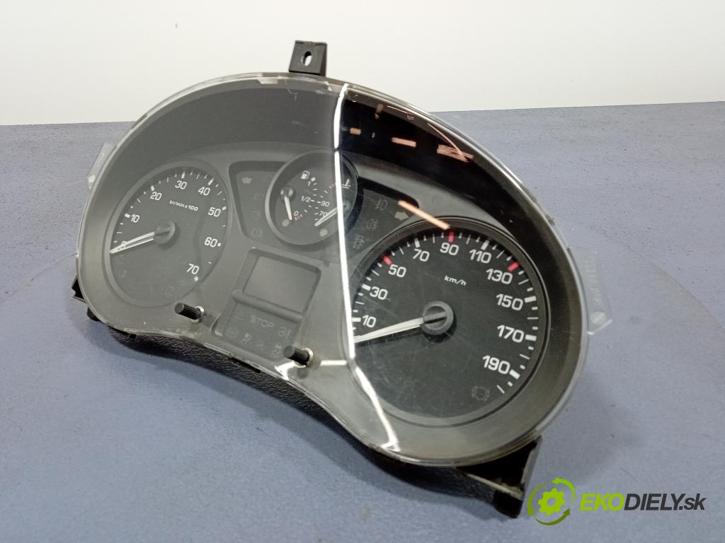 Peugeot Partner 2010 prístrojovka/ budíky 555001310104