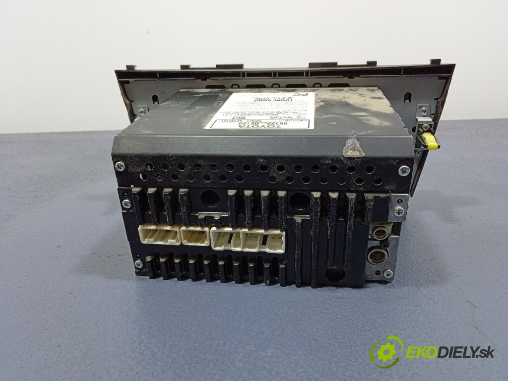Toyota Camry 2007 Radio I Navigácia: 86120-06180