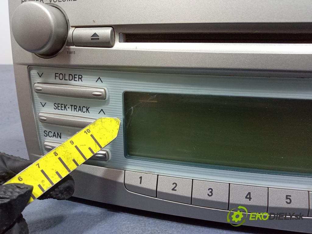 Toyota Camry 2007 Radio I Navigácia: 86120-06180