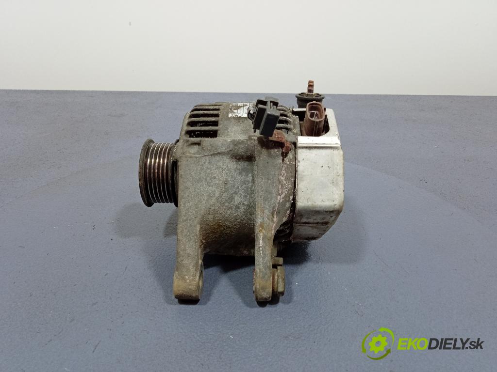 Toyota Corolla 2003 Alternator 01