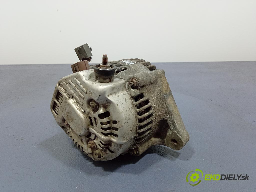 Toyota Corolla 2003 Alternator 01