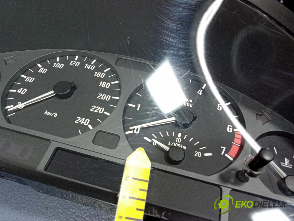 Bmw Seria 3 2002 prístrojovka/ budíky 6915237