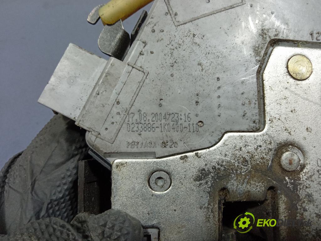 Bmw Seria 3 2002 zámek dveře před v pravo: 8253433