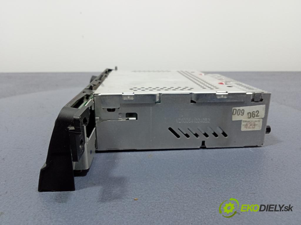Bmw Seria 3 2002 Radio I Navigácia: 6943435