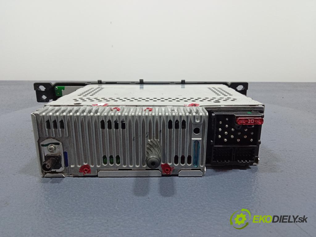 Bmw Seria 3 2002 Radio I Navigácia: 6943435