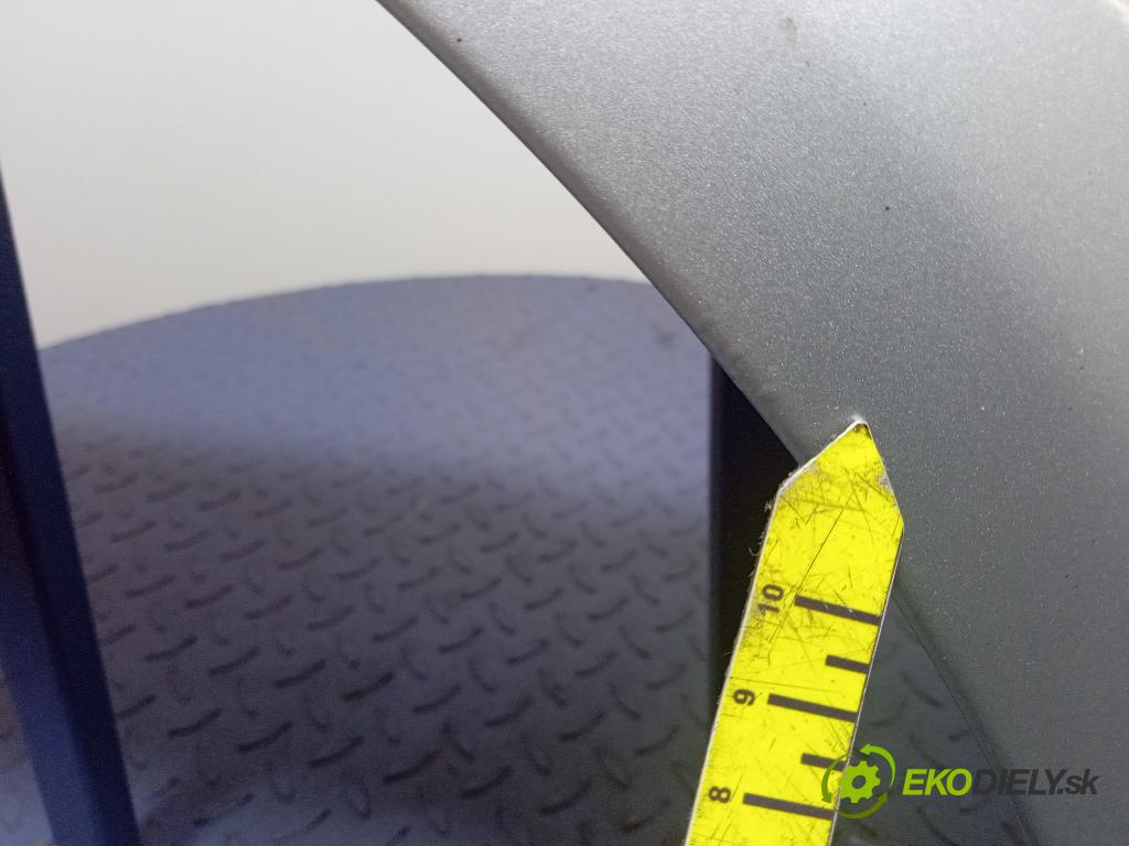 Bmw Seria 3 2002 blatnik před Levý: 01