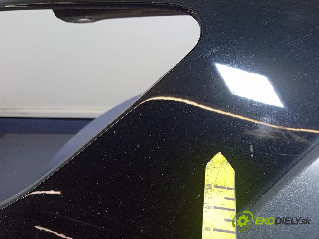Audi A6 2018 blatnik před Levý: 01