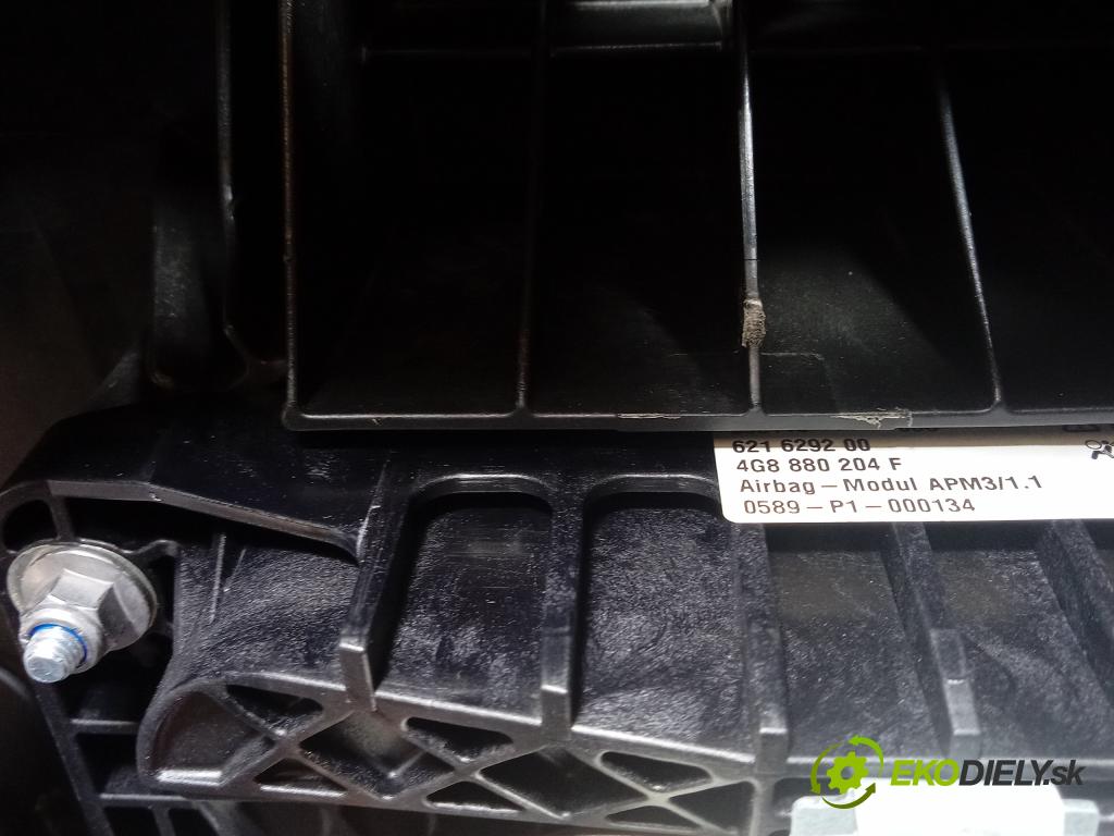 Audi A6 2018 kokpit,pristrojová doska 4G1857001D