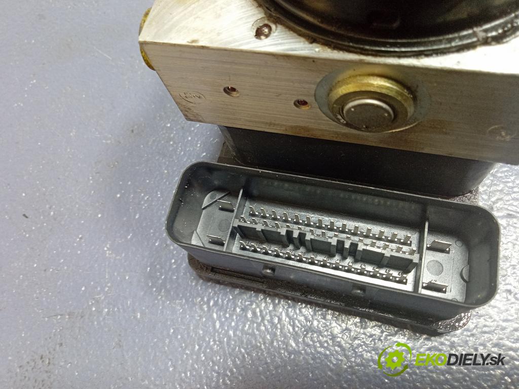 Bmw Seria 3 2002 čerpadlo ABS x 6759047 6759045