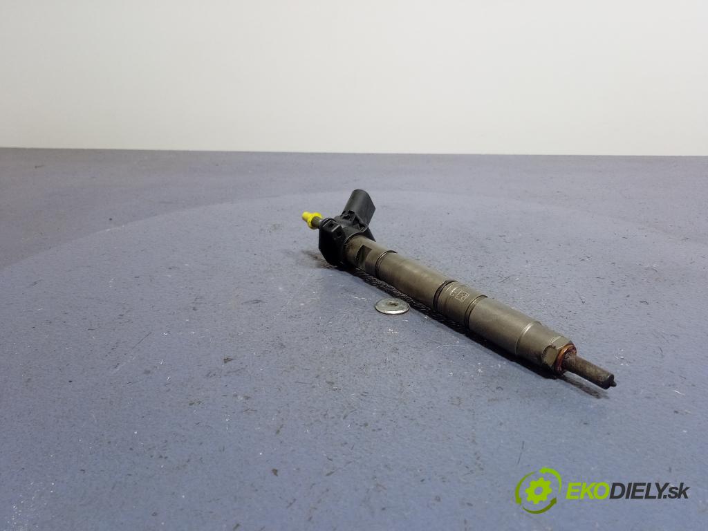 Audi A4 2005 vstřikovač 059130277BE