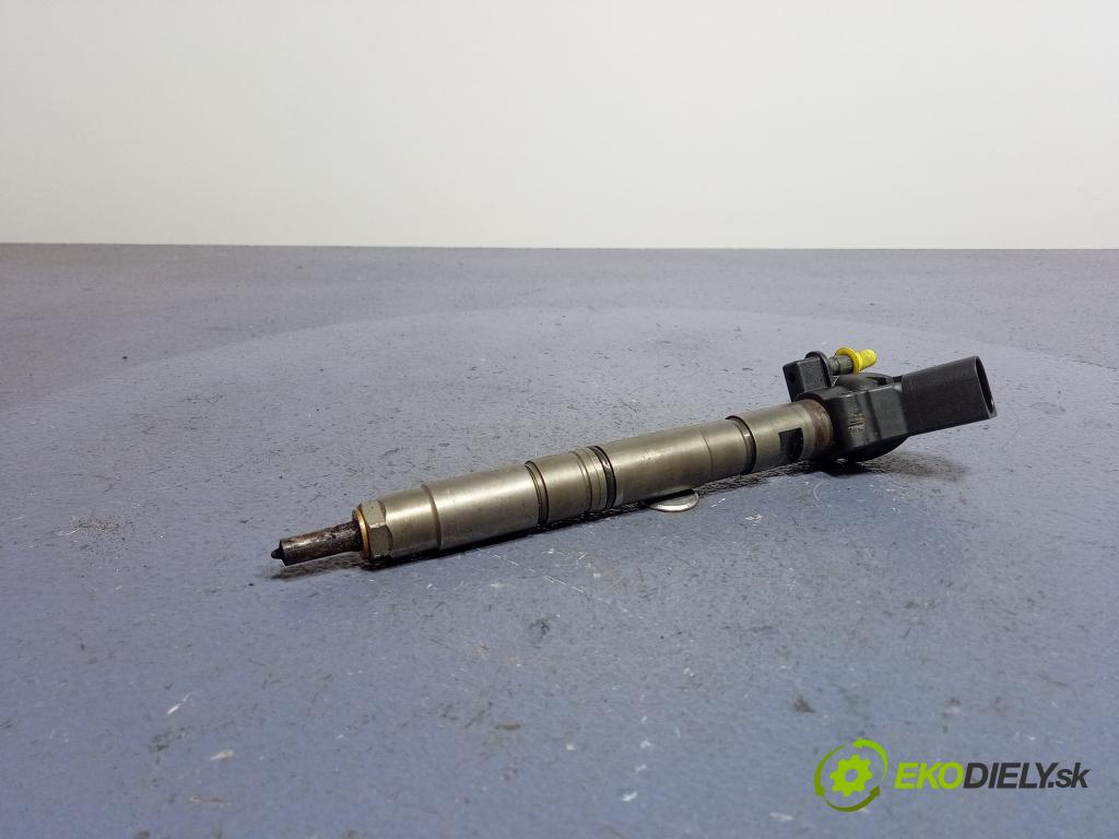 Audi A4 2005 vstřikovač 059130277BE