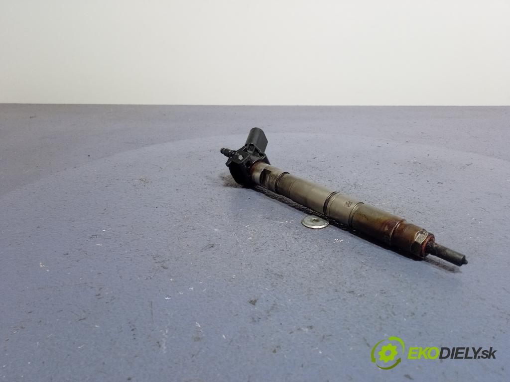Audi A4 2005 vstřikovač 059130277S
