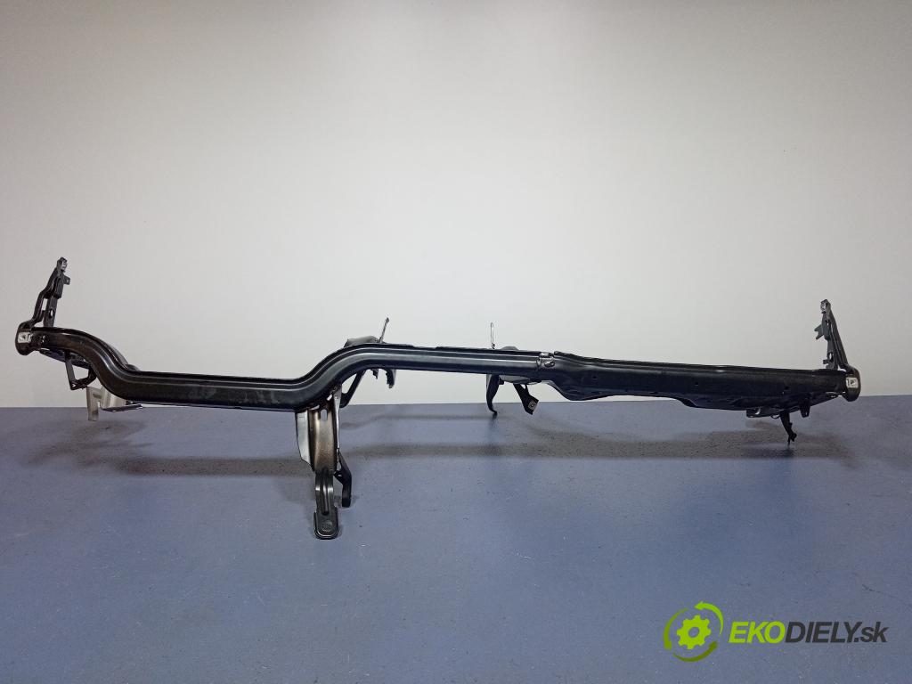 Audi A6 2018 kokpit,pristrojová doska 4G1857025B