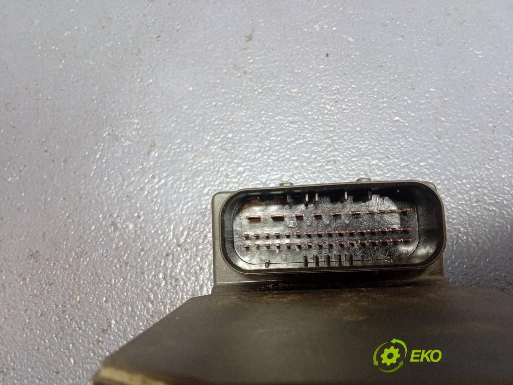 Audi A6 2024 čerpadlo ABS x 4B0614517G