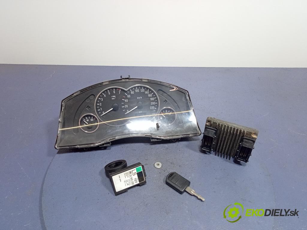 Opel Meriva 2003 řídící jednotka Motor: 12214820