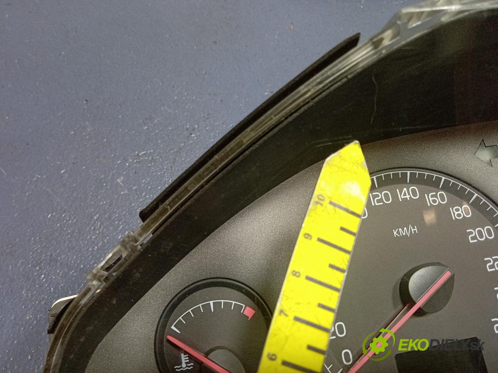 Volvo S60 2001 prístrojovka/ budíky 9459821