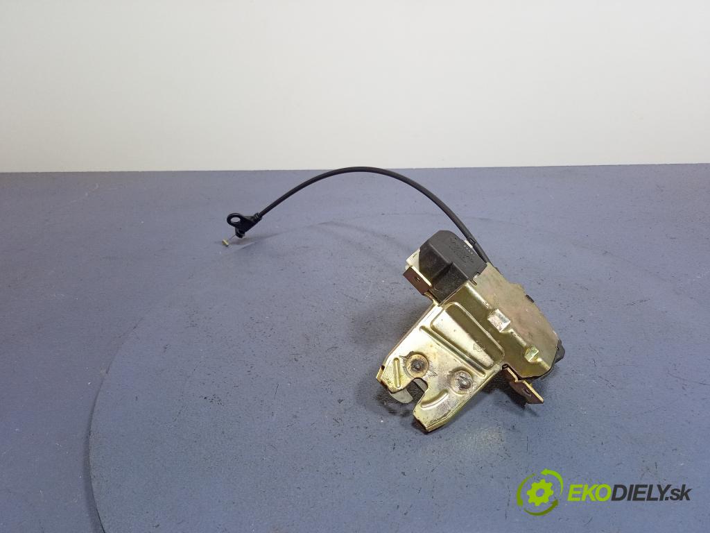 Volvo S60 2001 zámek Klapky: kufr 8652398