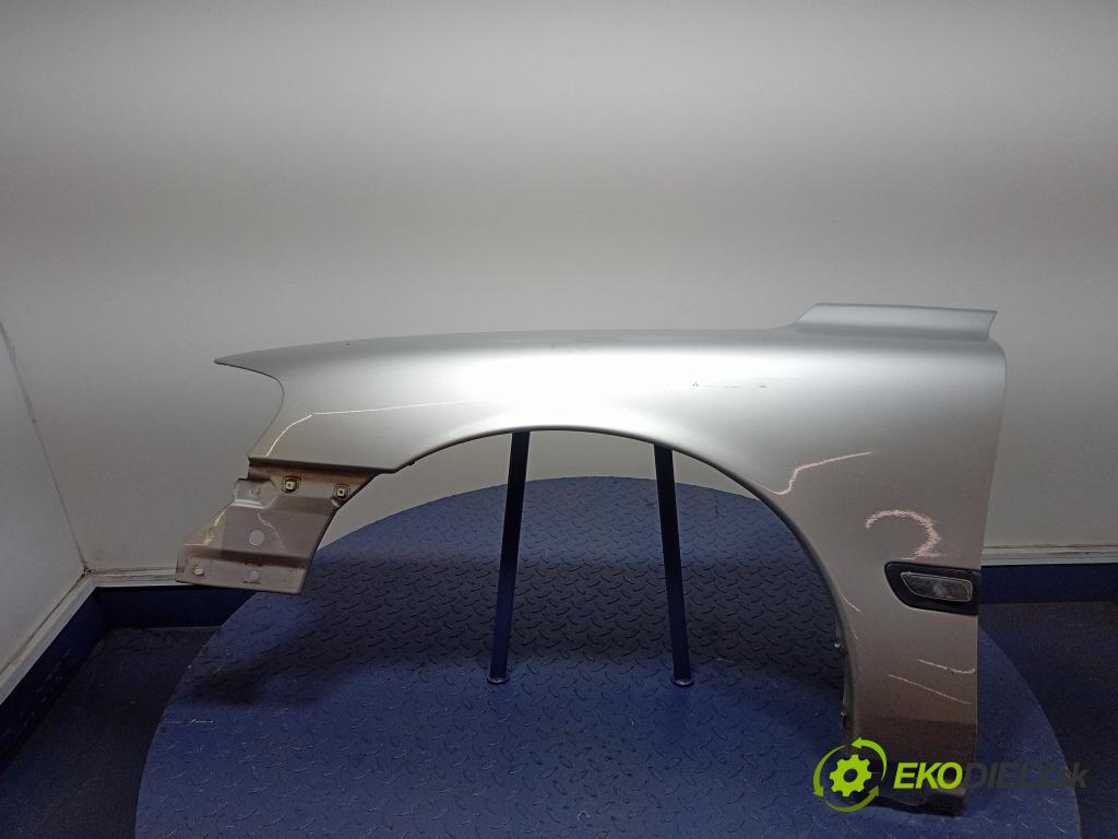 Volvo S60 2001 blatnik před Levý: 01