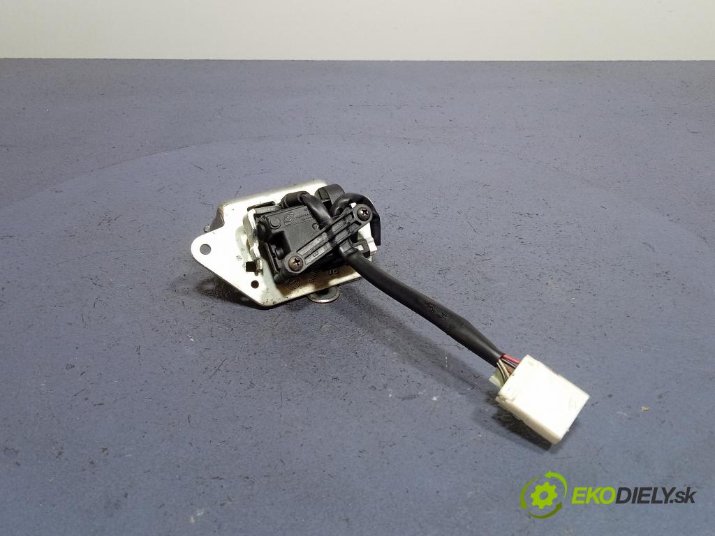 Alfa romeo 159 2009 zámek Klapky: kufr 01