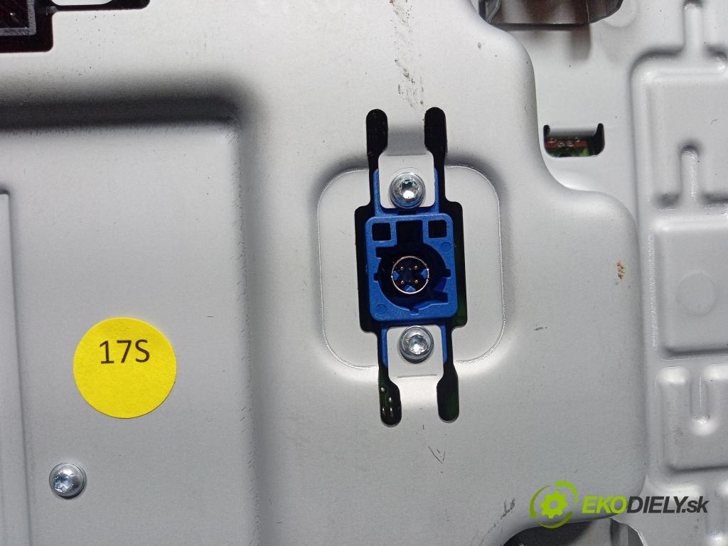 Vw Passat 2019 displej Radio / GPS 5G6919605B