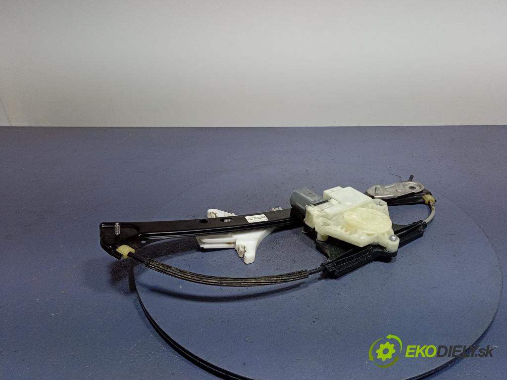Vw Passat 2019 mechanismus stahování Sklenka: Zad: Levý: 3G9839461B