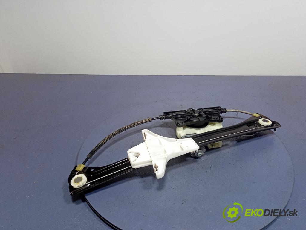 Vw Passat 2019 mechanismus stahování Sklenka: Zad: Levý: 3G9839461B