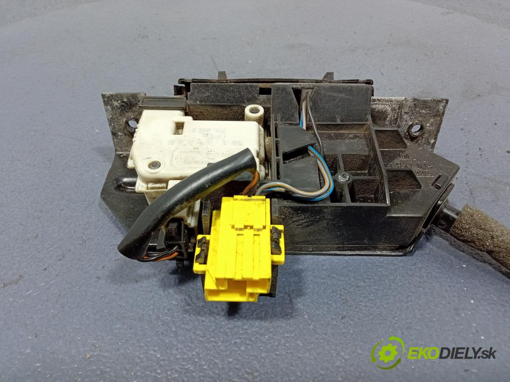 Opel Vectra 2002 zámek Klapky: kufr 09180104
