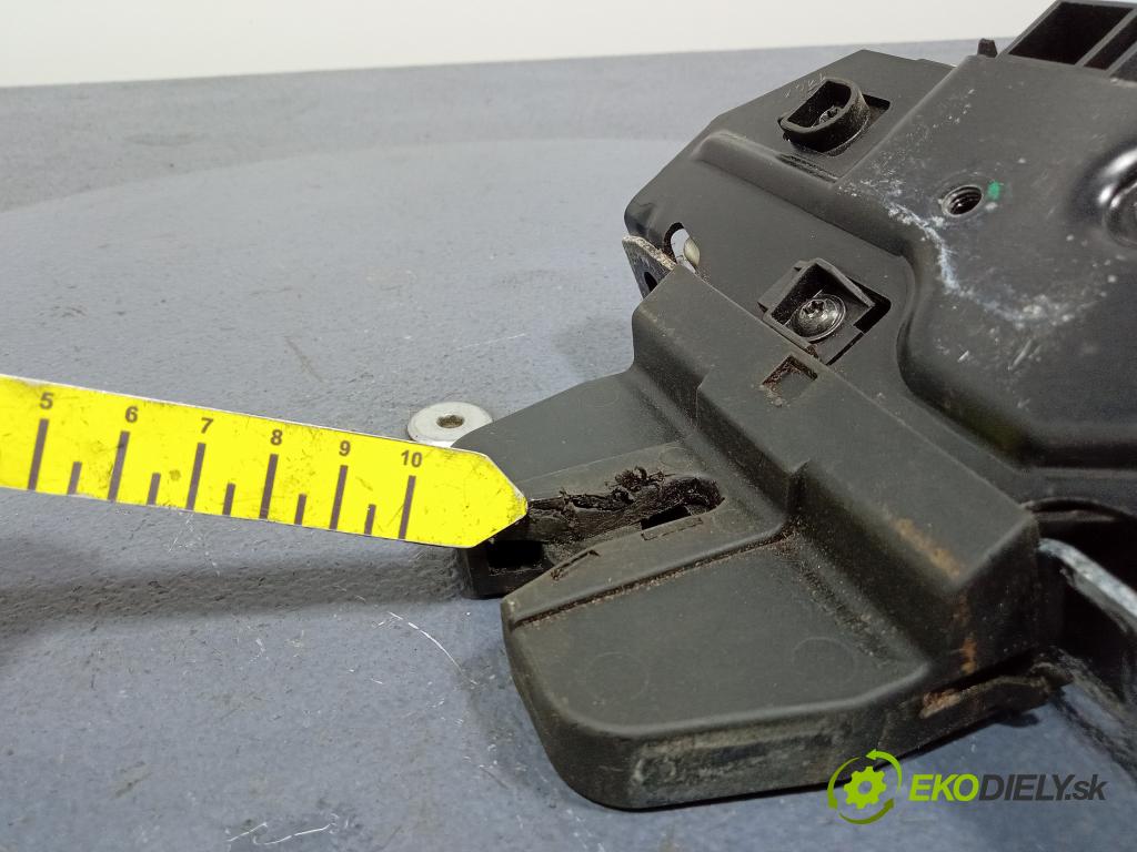 Opel Vectra 2002 zámek Klapky: kufr 09180104