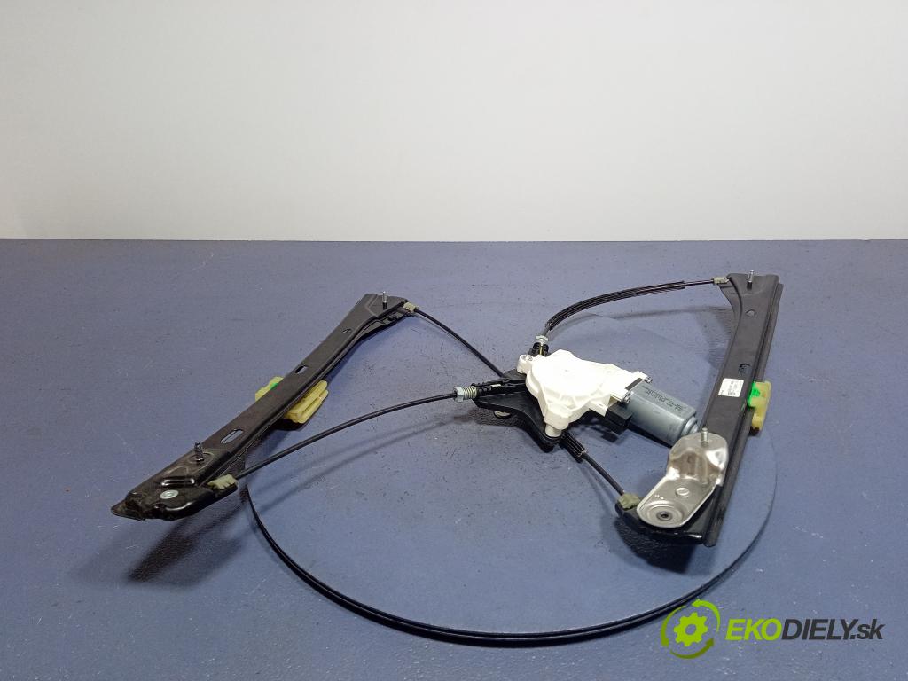 Vw Passat 2019 mechanismus stahování Sklenka: před v pravo: 3G0837462C