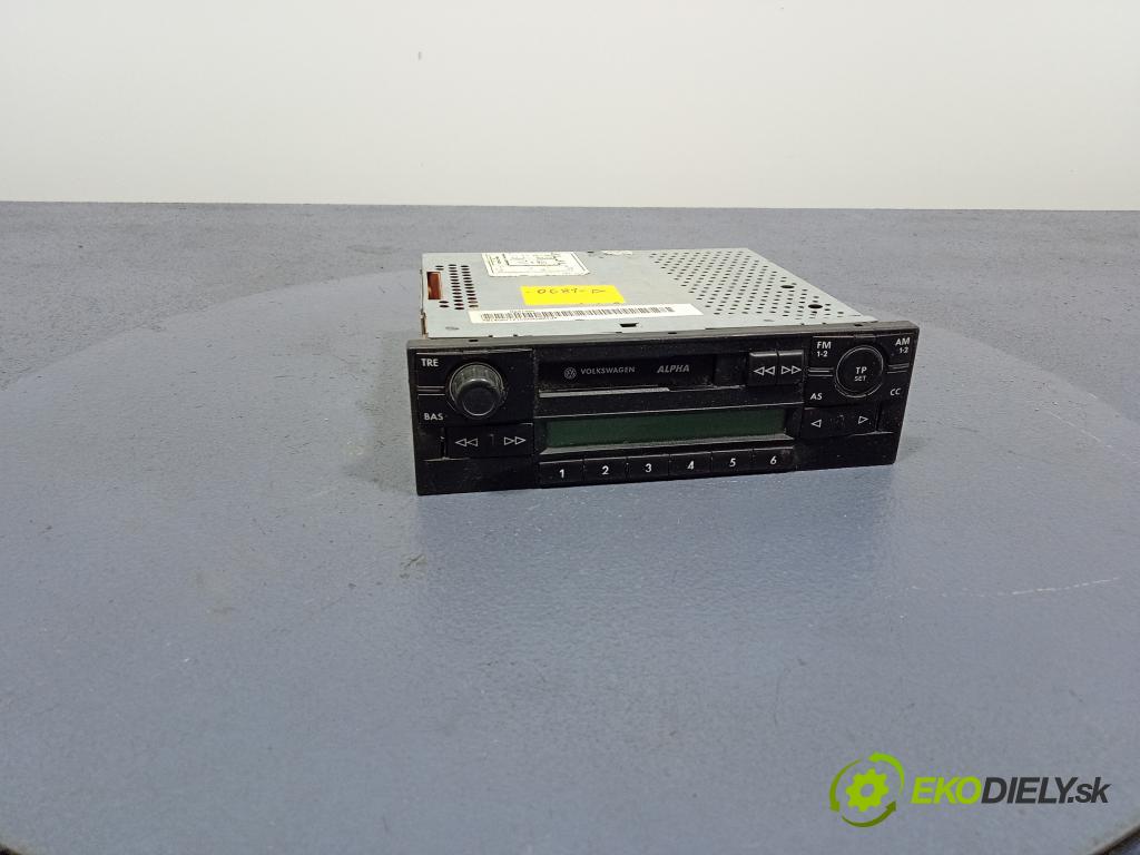 Volkswagen Polo 2002 Radio I Navigácia: 6X0035153A