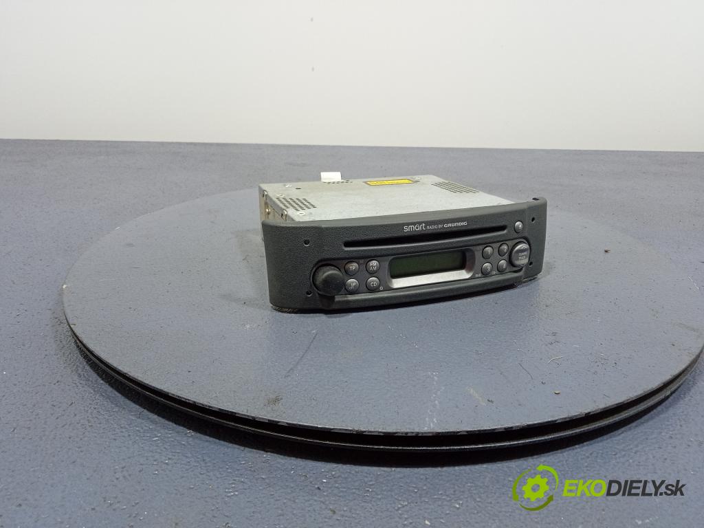 Smart Smart 2005 Radio I Navigácia: 01