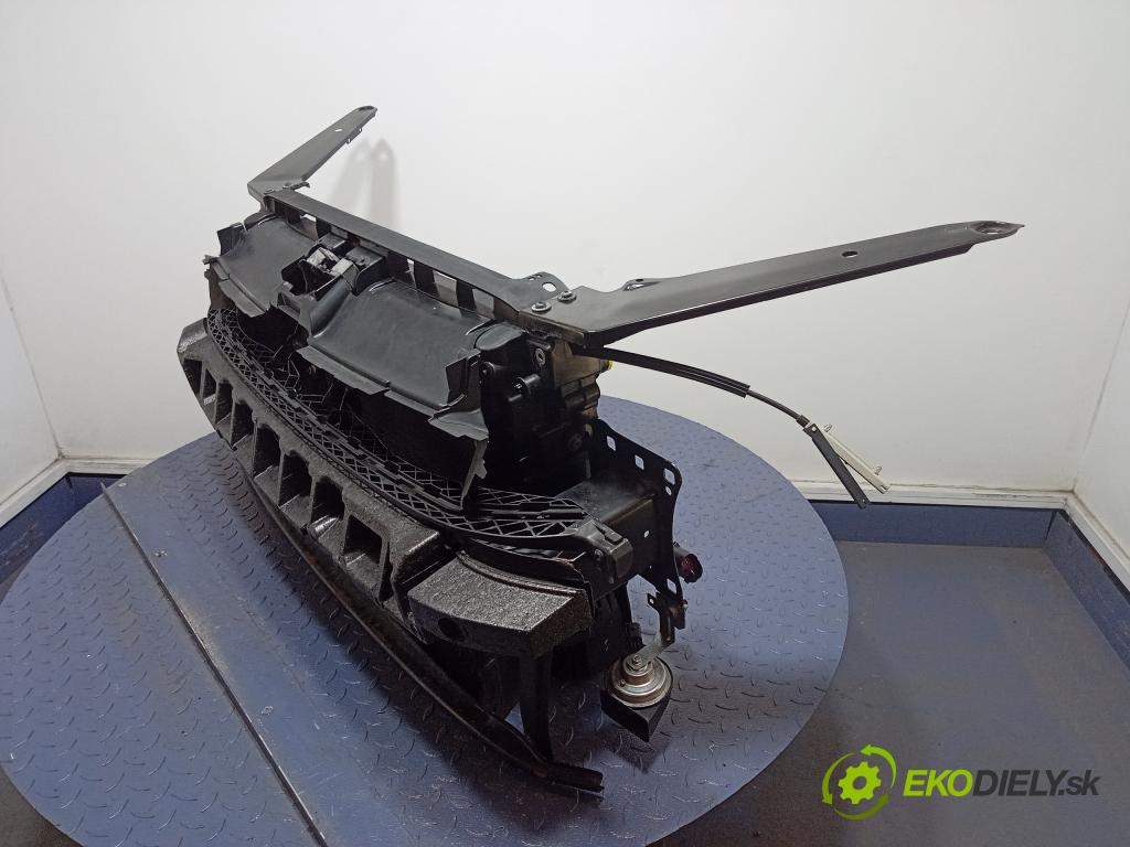 Vw Passat 2019 výztuha Čelní / stěna Přední 01