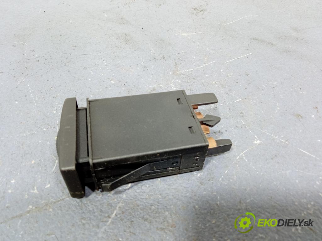 Audi A4 1998 Přepínač Světel: Nouzový 8D0941509C