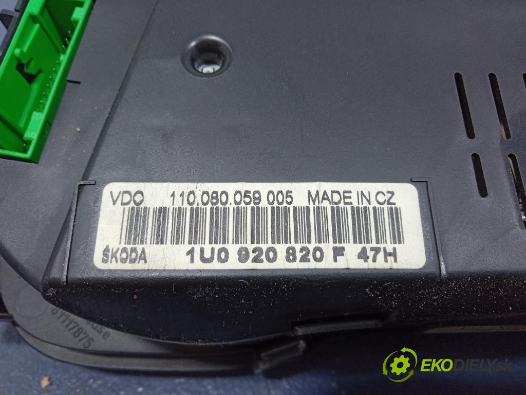 Skoda Octavia 1.9 tdi 2000 Přístrojová deska 1U0920820F