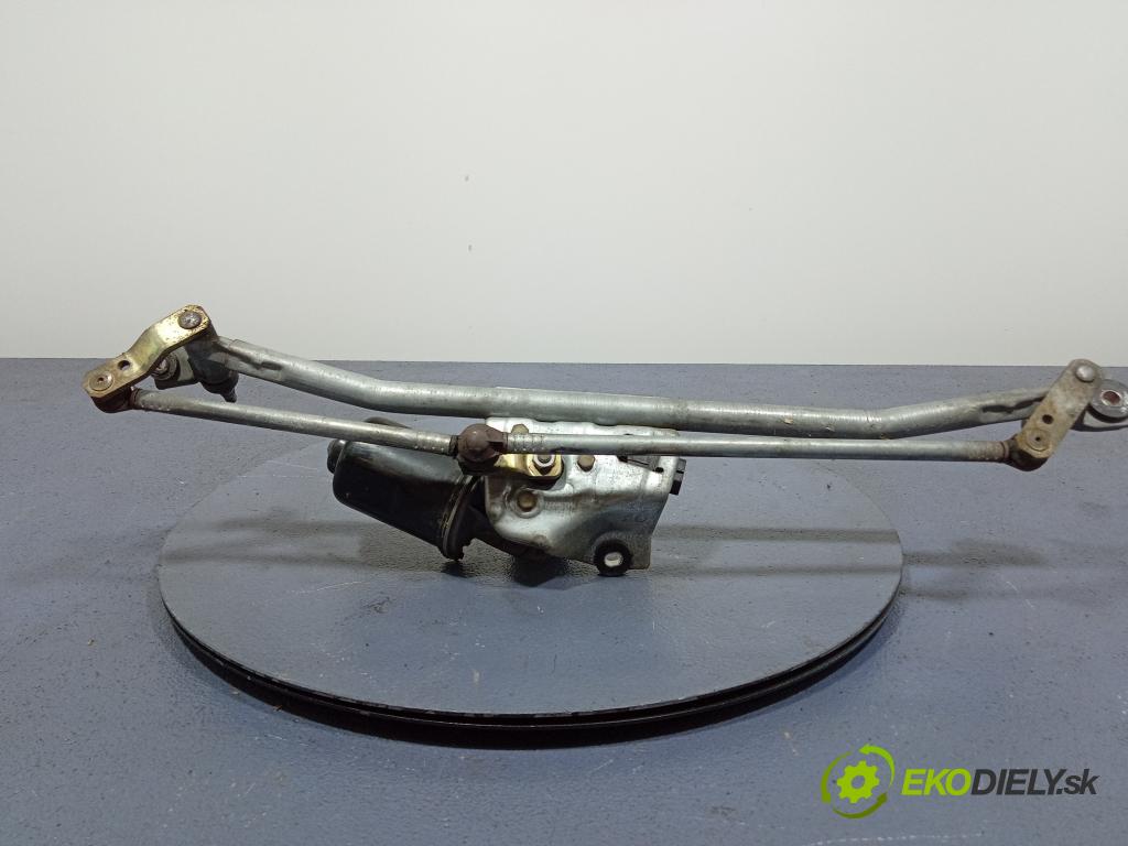 Land rover Freelander 2003 mechanismus motorek Stěrače: před DLB000030