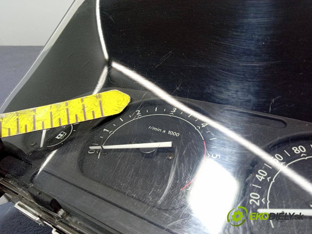 Land rover Freelander 2003 Přístrojová deska LR-0016-204