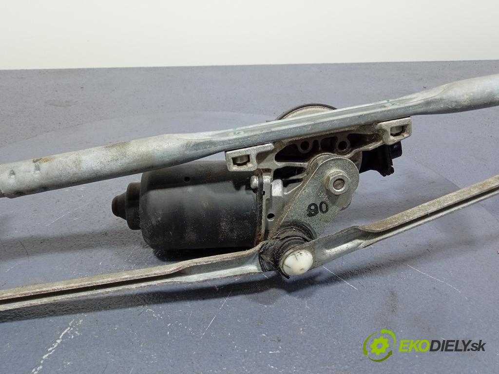 Toyota Corolla verso 2006 mechanismus motorek Stěrače: před 85110-0F020
