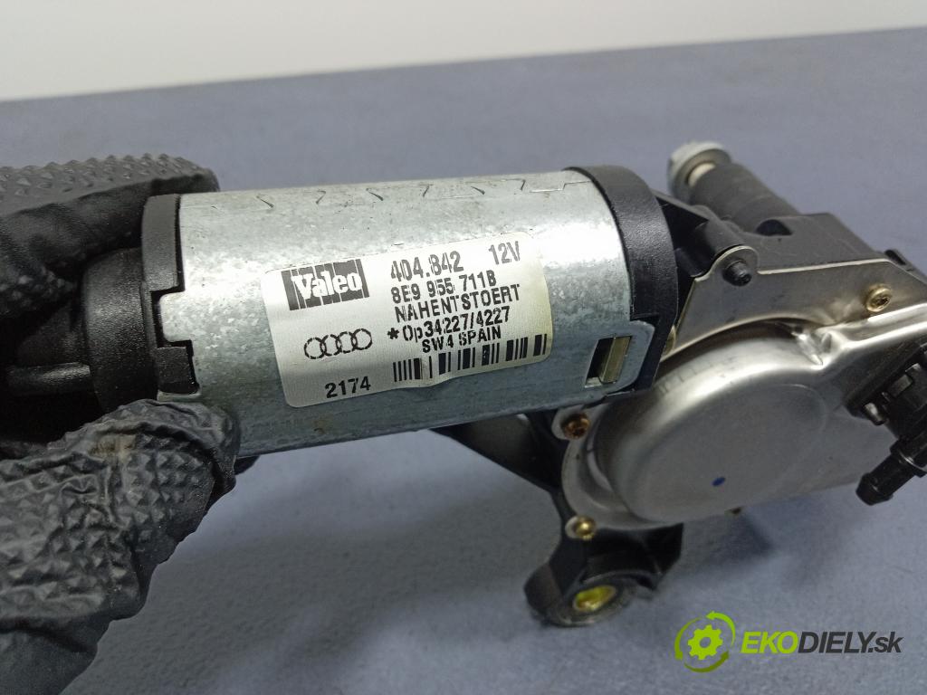 Audi A3 2004 motorek Stěrače: Zad: 8E9955711B