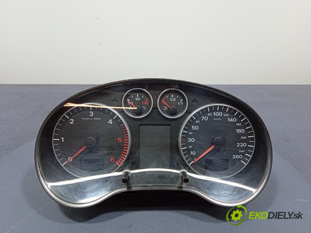 Audi A3 2004 Přístrojová deska 8P0920900D