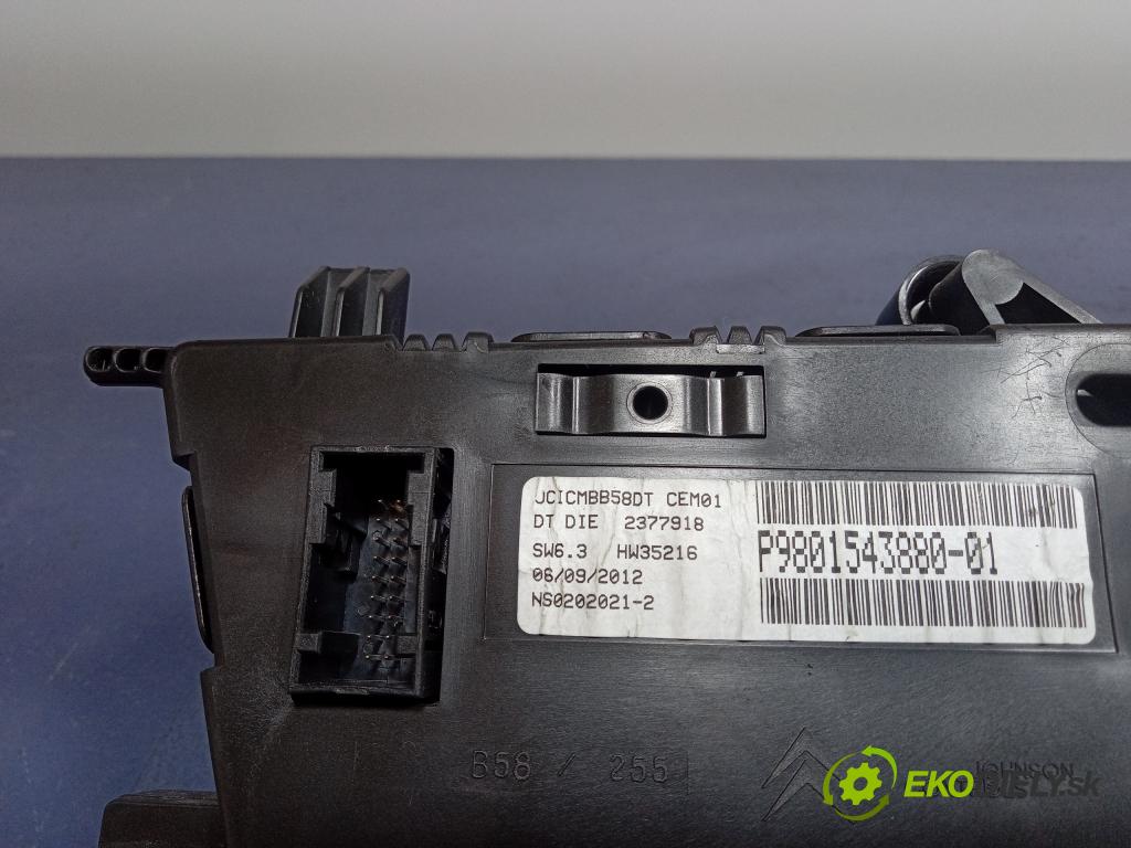 Citroen C4 picasso 2012 Přístrojová deska 9801543880